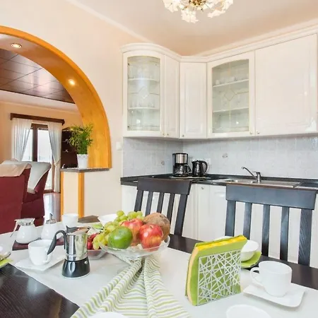 Apartament Martina By Interhome