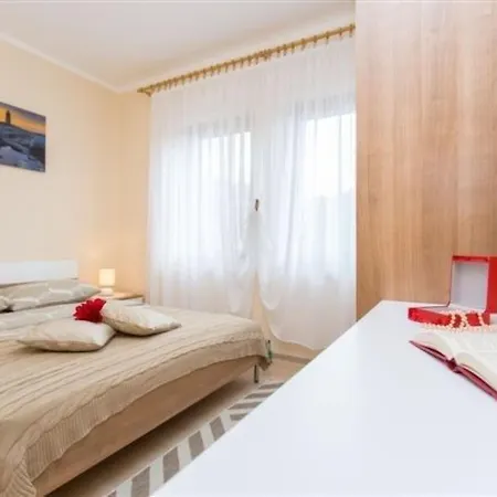 Apartamento Martina By Interhome Soline (Krk)