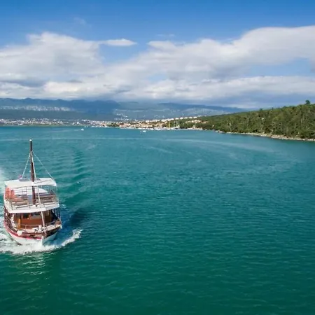 Martina By Interhome Soline (Krk)