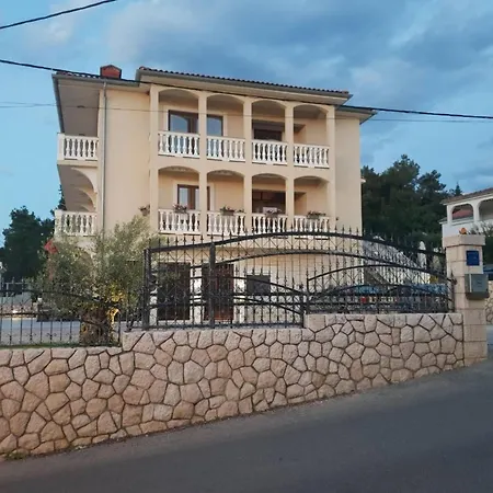 Διαμέρισμα Martina By Interhome *