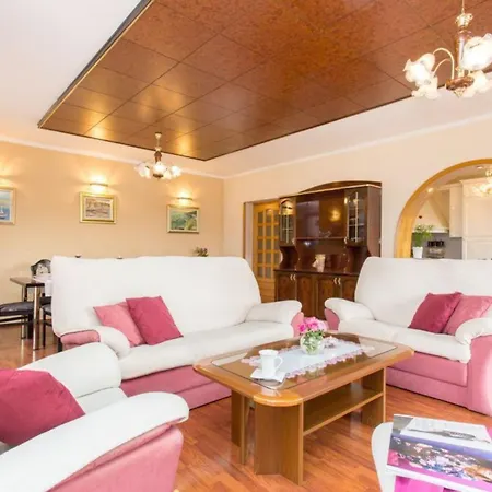 Martina By Interhome Soline (Krk)