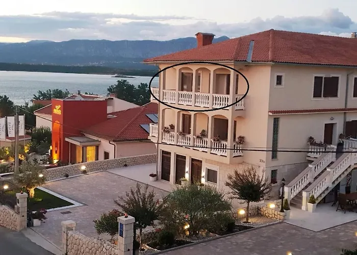 Martina By Interhome Soline (Krk)